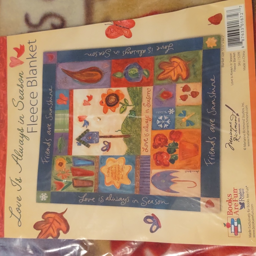 Vintage NWT-"Love is Always in Season" Fleece Blanket by Marianne Richmond